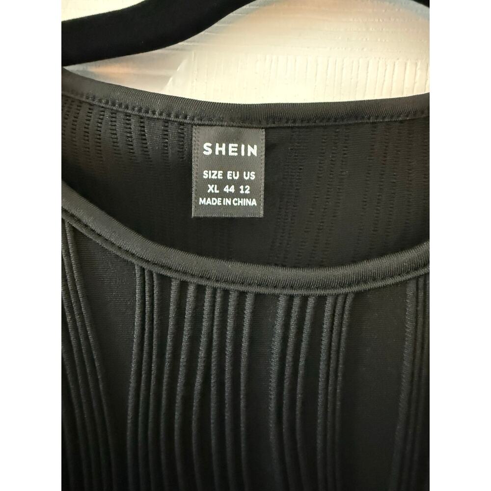 Cute Black and White Shein Dress Size XLarge - Picture 4 of 6
